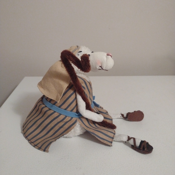 Daysprings Hallmark really woolly nativity shepherd sheep Jake plush - Picture 2 of 6